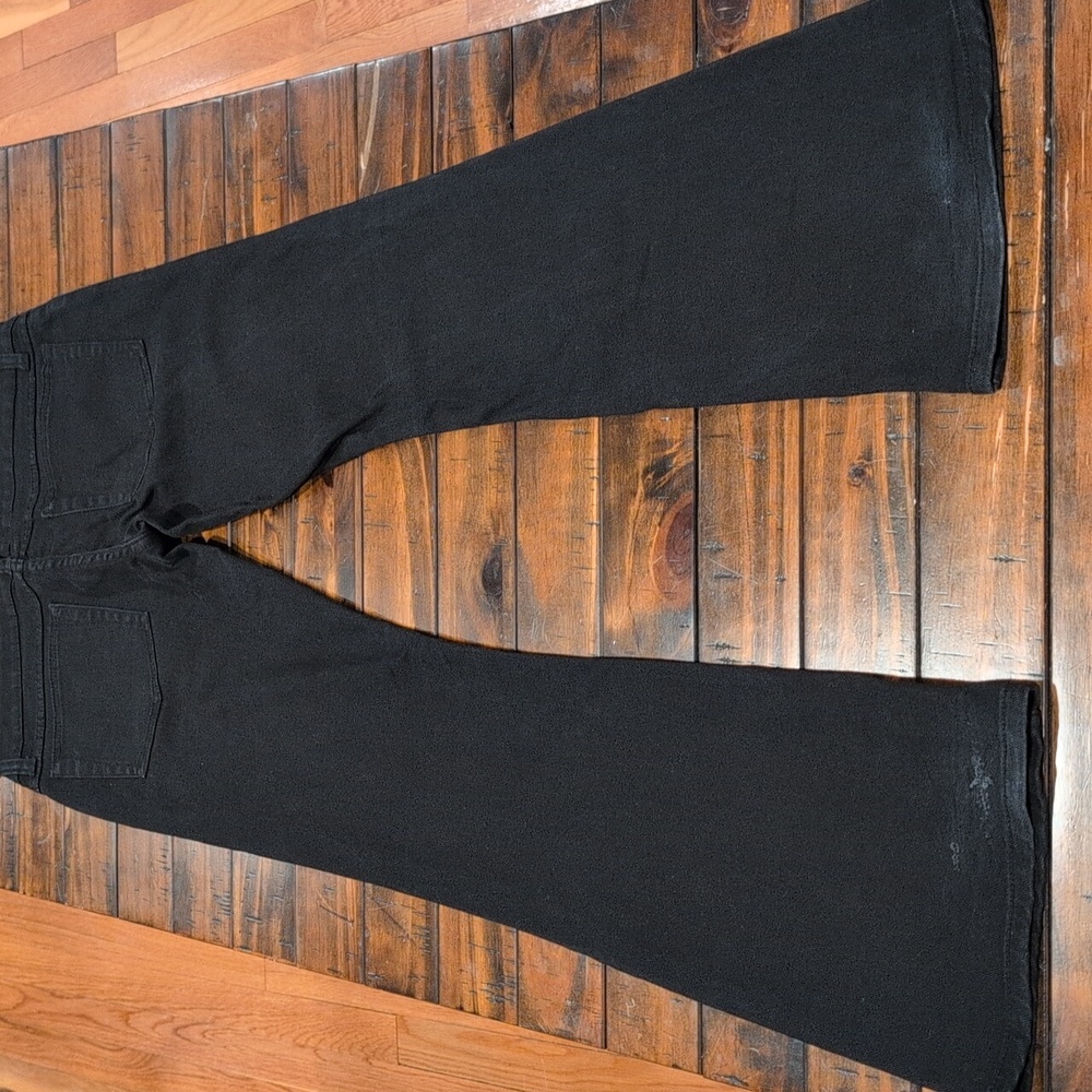 LipService Anthem Low Rise Flared Jeans Unisex - Picture 8 of 10